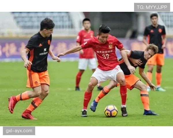 洲际足球赛事展现全球竞技实力，热烈对决引发广泛关注