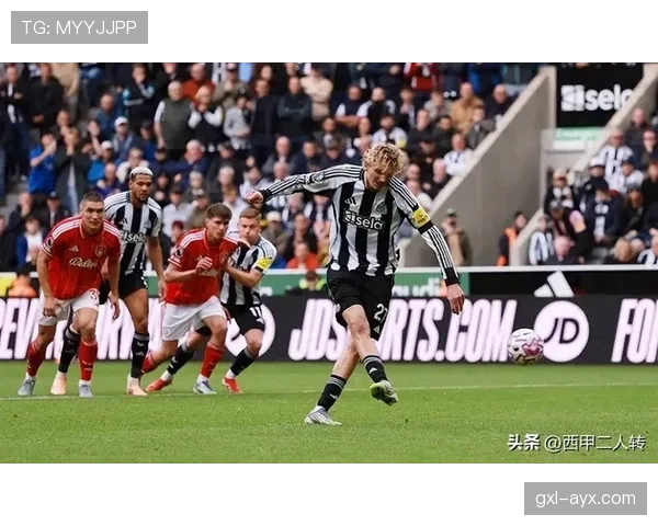 伊萨克闪耀赛场：新星强势复苏引发球迷热议