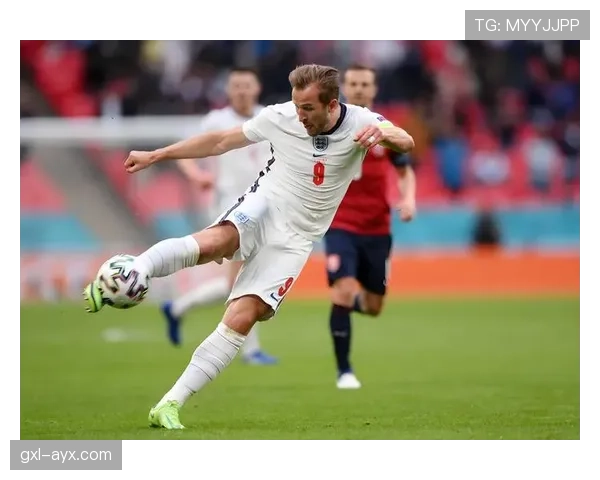 凯恩百球里程碑激励英格兰队,开启辉煌新篇章 凯恩百球里程碑激励英格兰队,开启辉煌新篇章