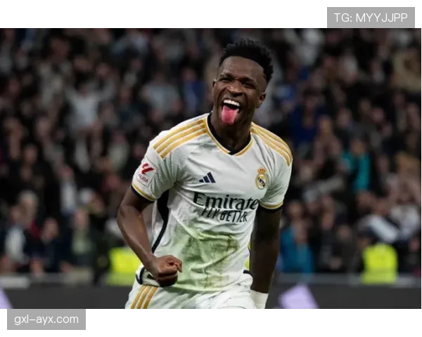 加纳乔与维尼修斯：速度型边锋成长轨迹对比分析