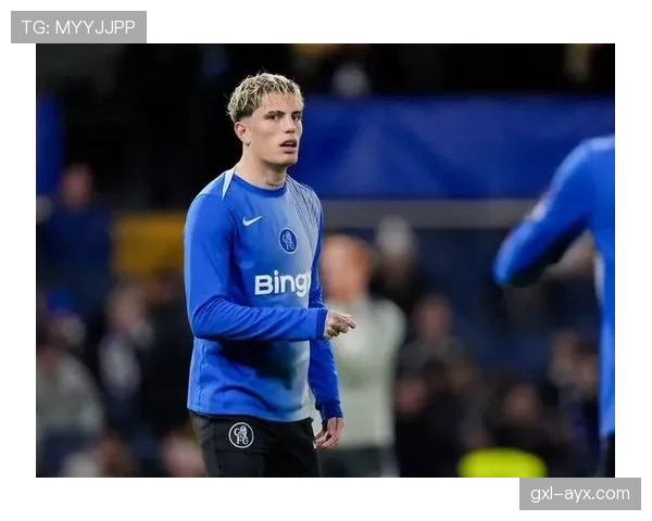 加纳乔走红解析：天赋与个性的双重放大效应